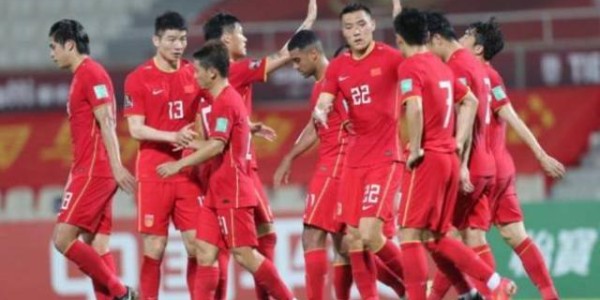 五星视频-国足出战澳大利亚一身红 12强赛首战讨“好彩头”？